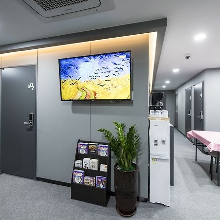 ホテル フィルステイ ミョンドン メトロ ソウル特別市 エクステリア 写真
